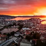 3 Soverom, Sentralt I Og Moderne Bad Daire
