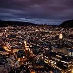 3 Soverom, Sentralt I Og Moderne Bad Appartement *