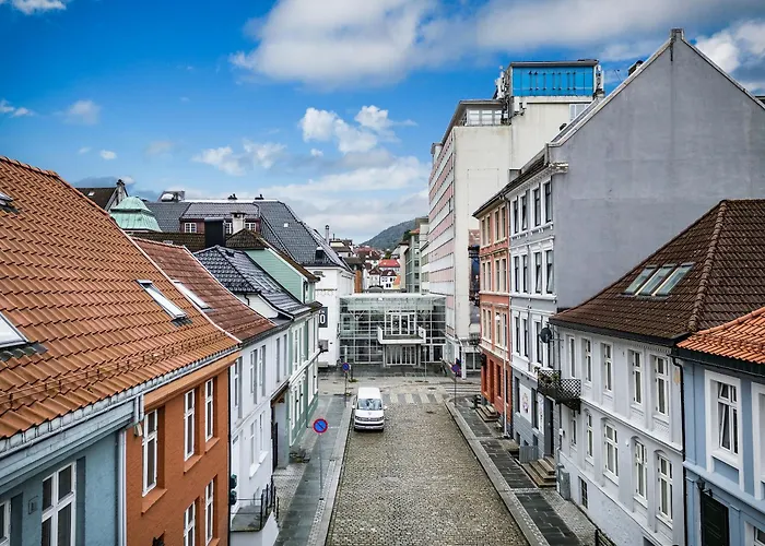 3 Soverom, Sentralt I Og Moderne Bad * Bergen