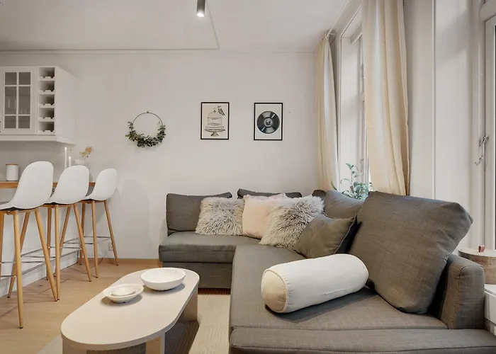 3 Soverom, Sentralt I Og Moderne Bad *